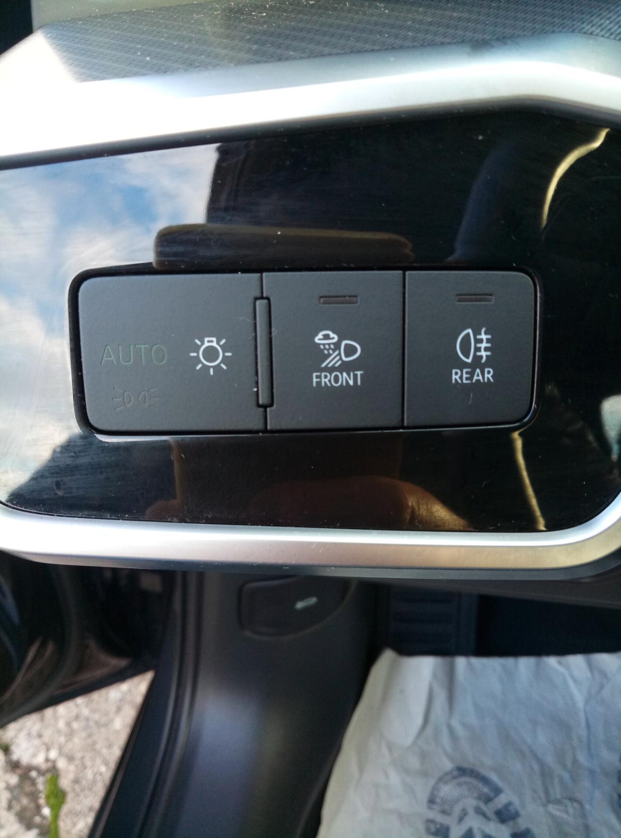 Audi A6 Avant 40 2.0 TDI S tronic mhev Business Advanced 204 cv