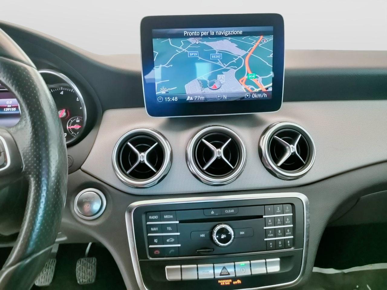 Mercedes-Benz GLA-X156 2017 - GLA 200 d Sport