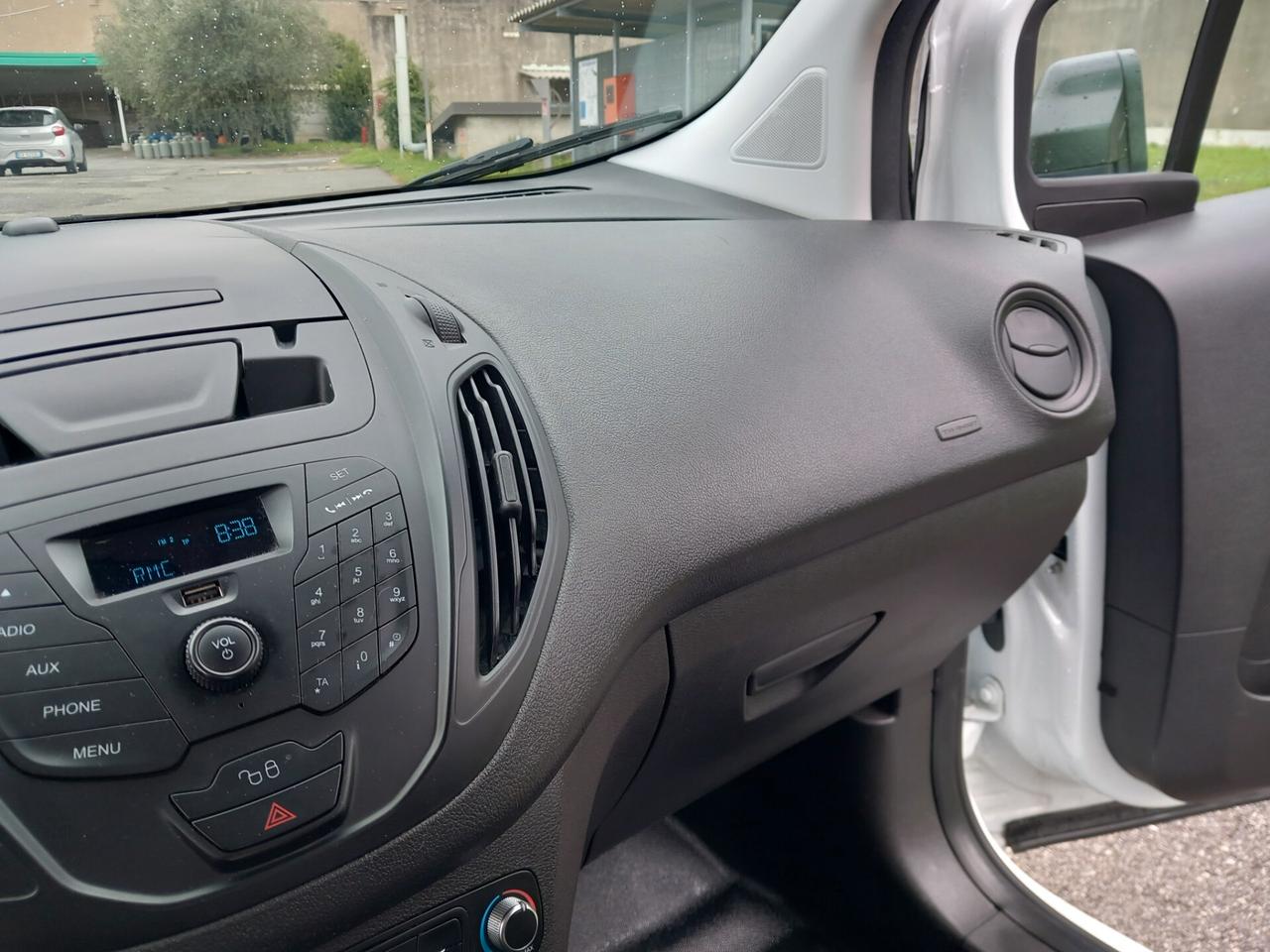 Ford Transit Courier 1.5 TDCi 75CV