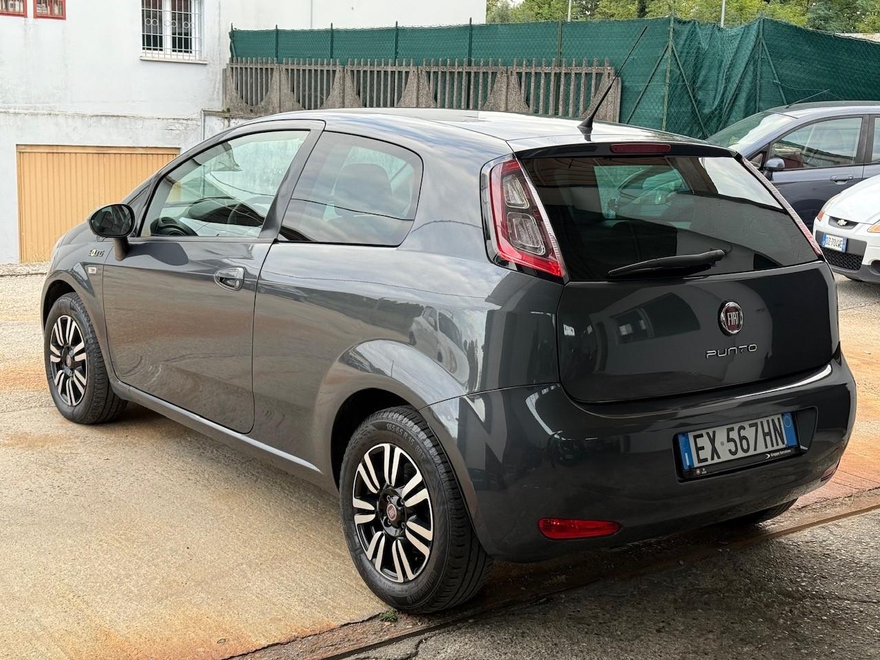 Fiat Punto 1.3 MJT II 75 CV 3 porte Young