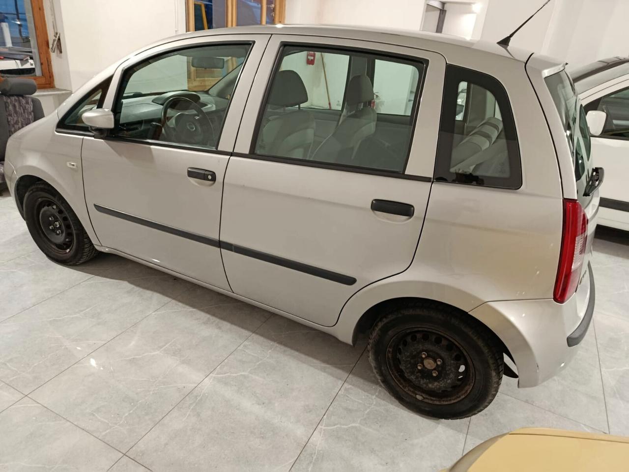 Fiat Idea 1.4 16V Dynamic