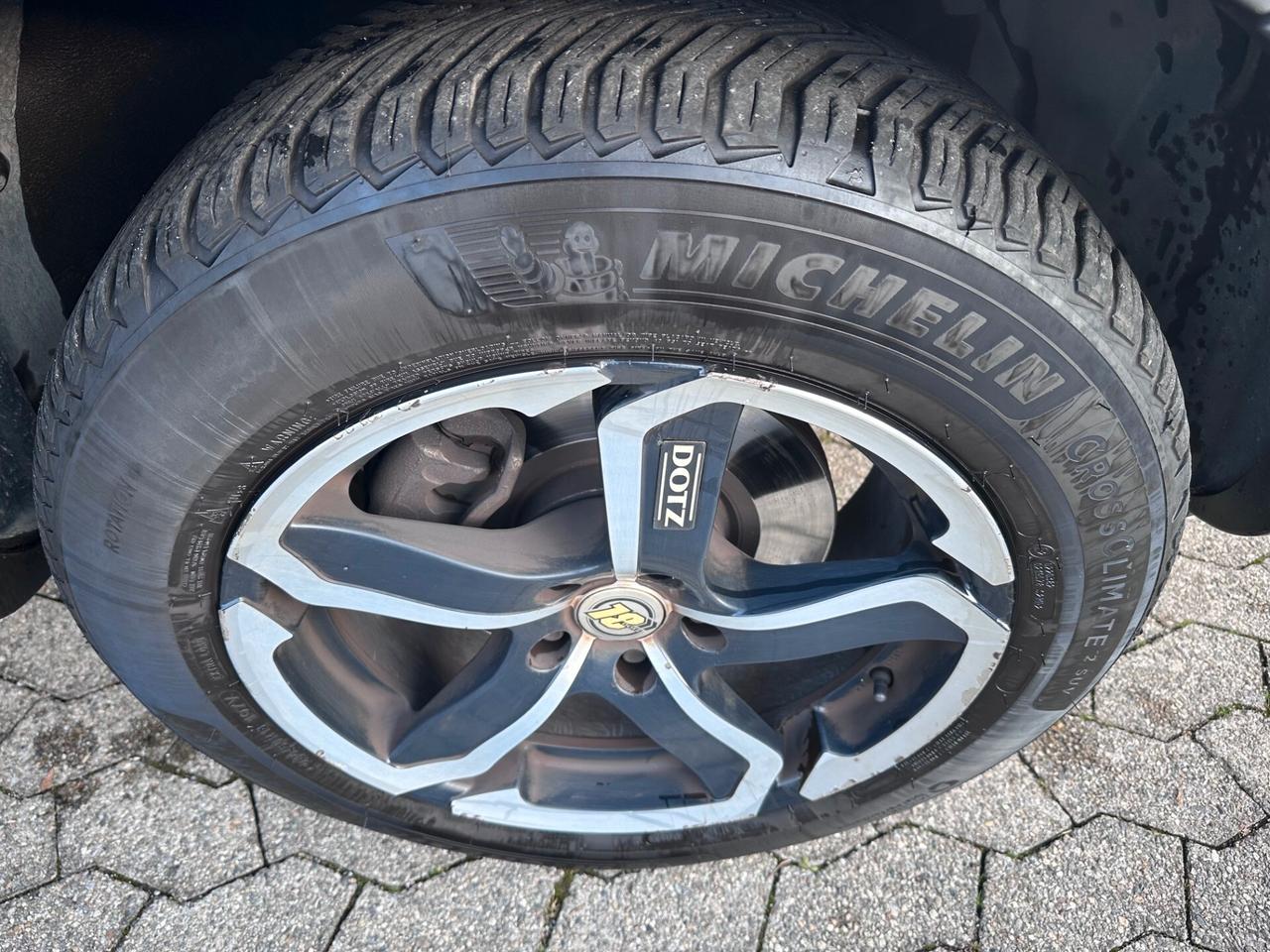 Hyundai Santa Fe 2.2 CRDi VGT aut.Dyn. Sun 4WD