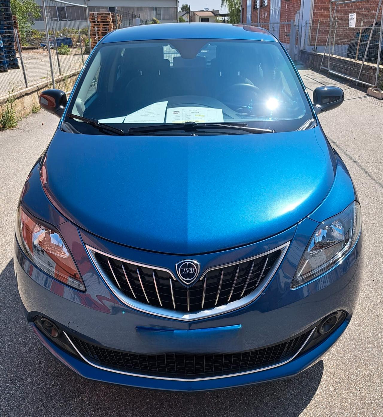 Lancia Ypsilon 1.0 FireFly 5 porte S&S Hybrid Ecochic Silver PREZZO SENZA VINCOLI