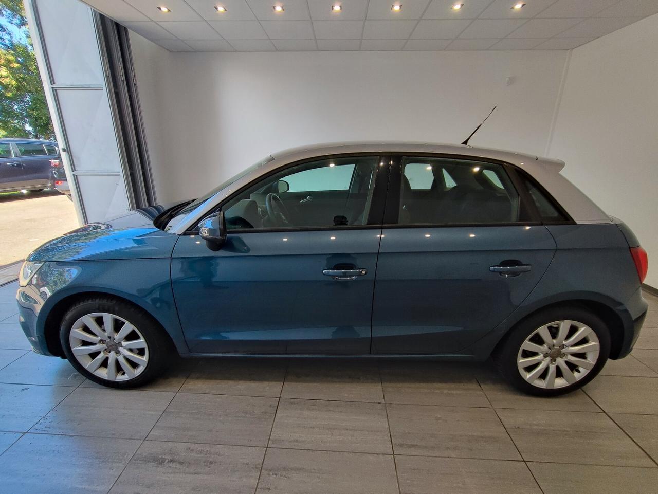 Audi A1 SPB 1.0 TFSI ultra Metal plus