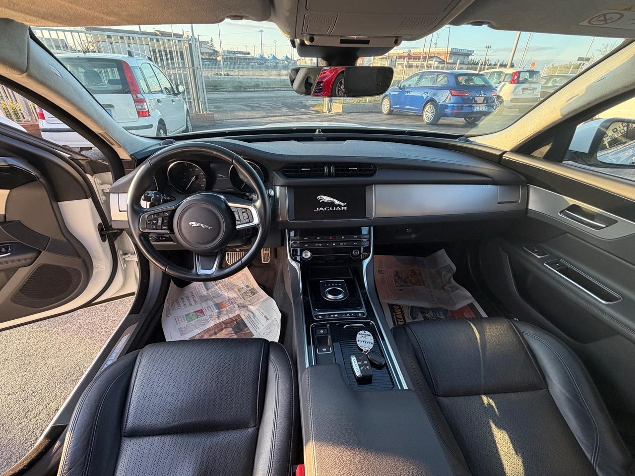 Jaguar XF 2.0 D 180 CV AWD aut. Prestige Business Edition