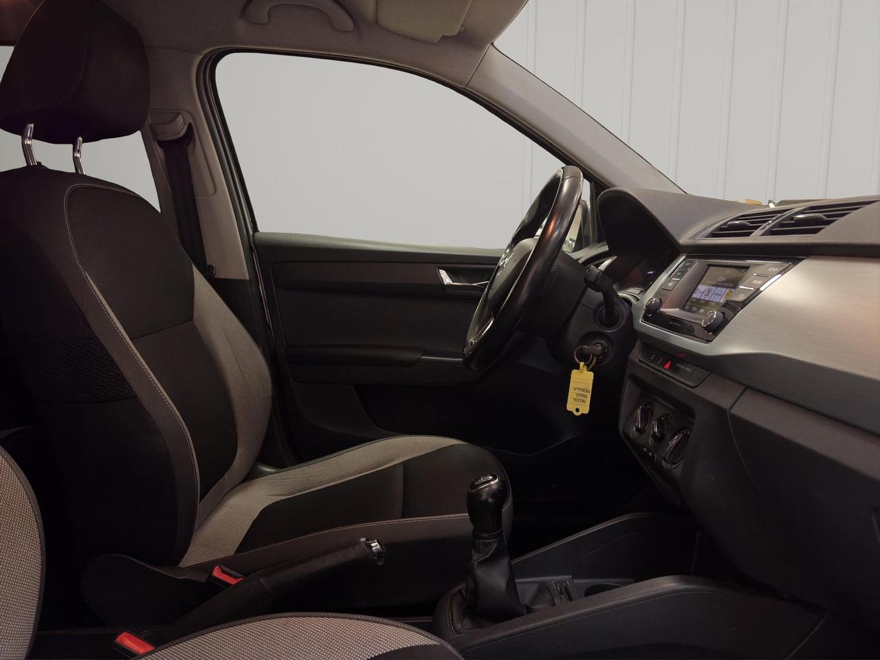 Skoda Fabia 1.4 tdi Business 75cv my18