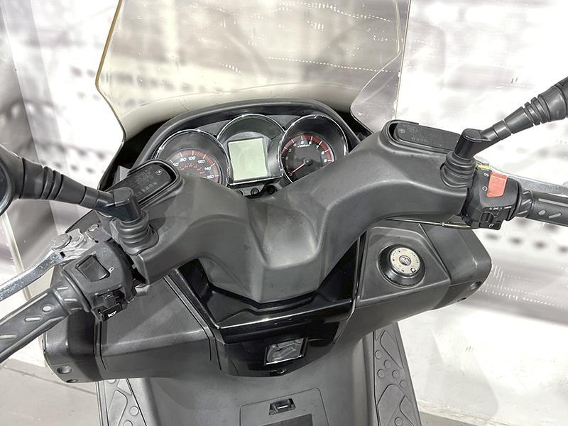 Kymco Downtown 300i ABS