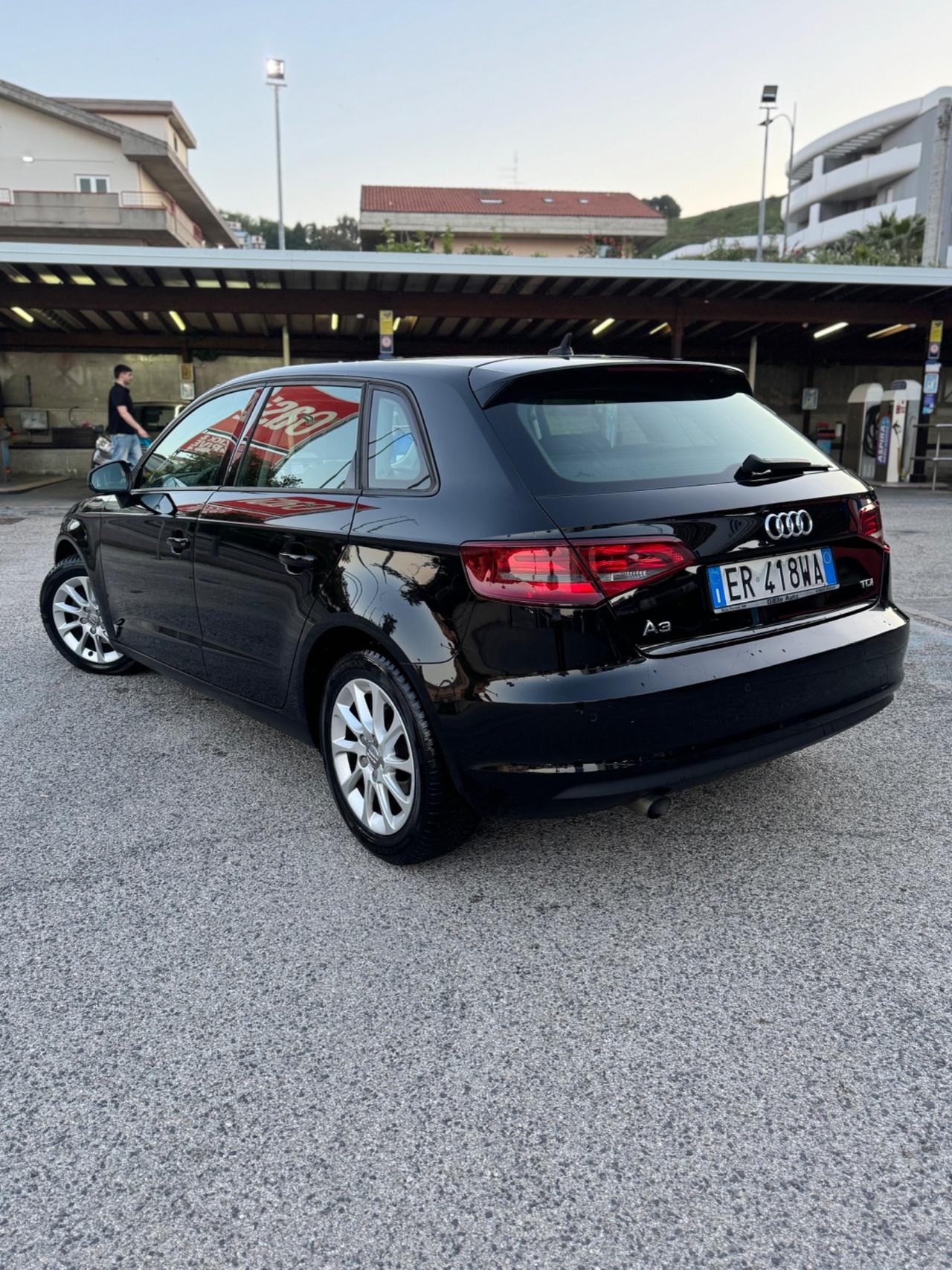 Audi A3 SPB 1.6 TDI Attraction