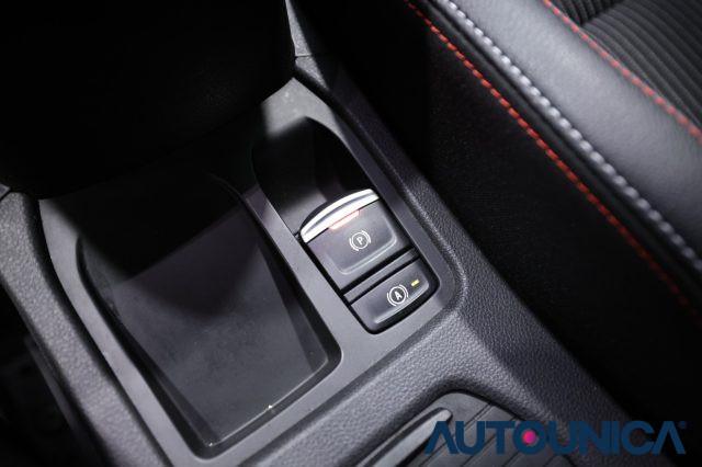 RENAULT Clio FULL HYBRID E-TECH 140 CV 5 PORTE R.S. LINE