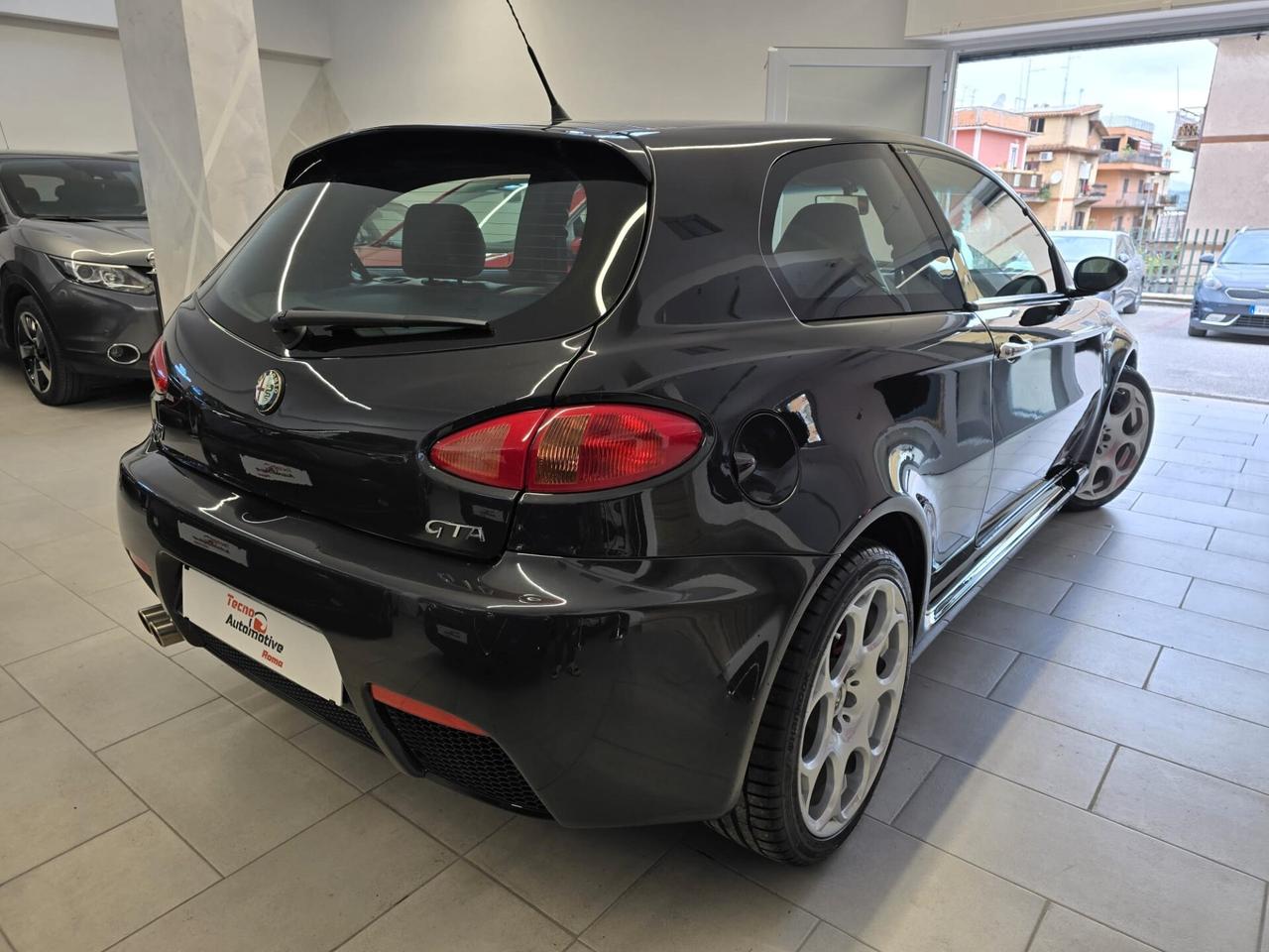 Alfa Romeo 147 3.2i V6 24V cat 3 porte GTA