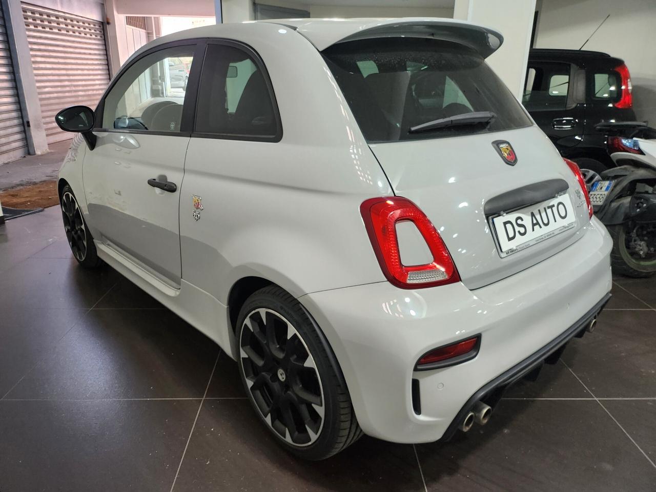 Abarth 595 1.4 Turbo T-Jet 180 CV Competizione