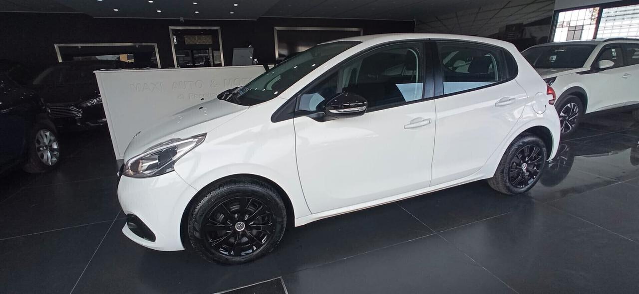 Peugeot 208 BlueHDi 100 Allure 60000 KM