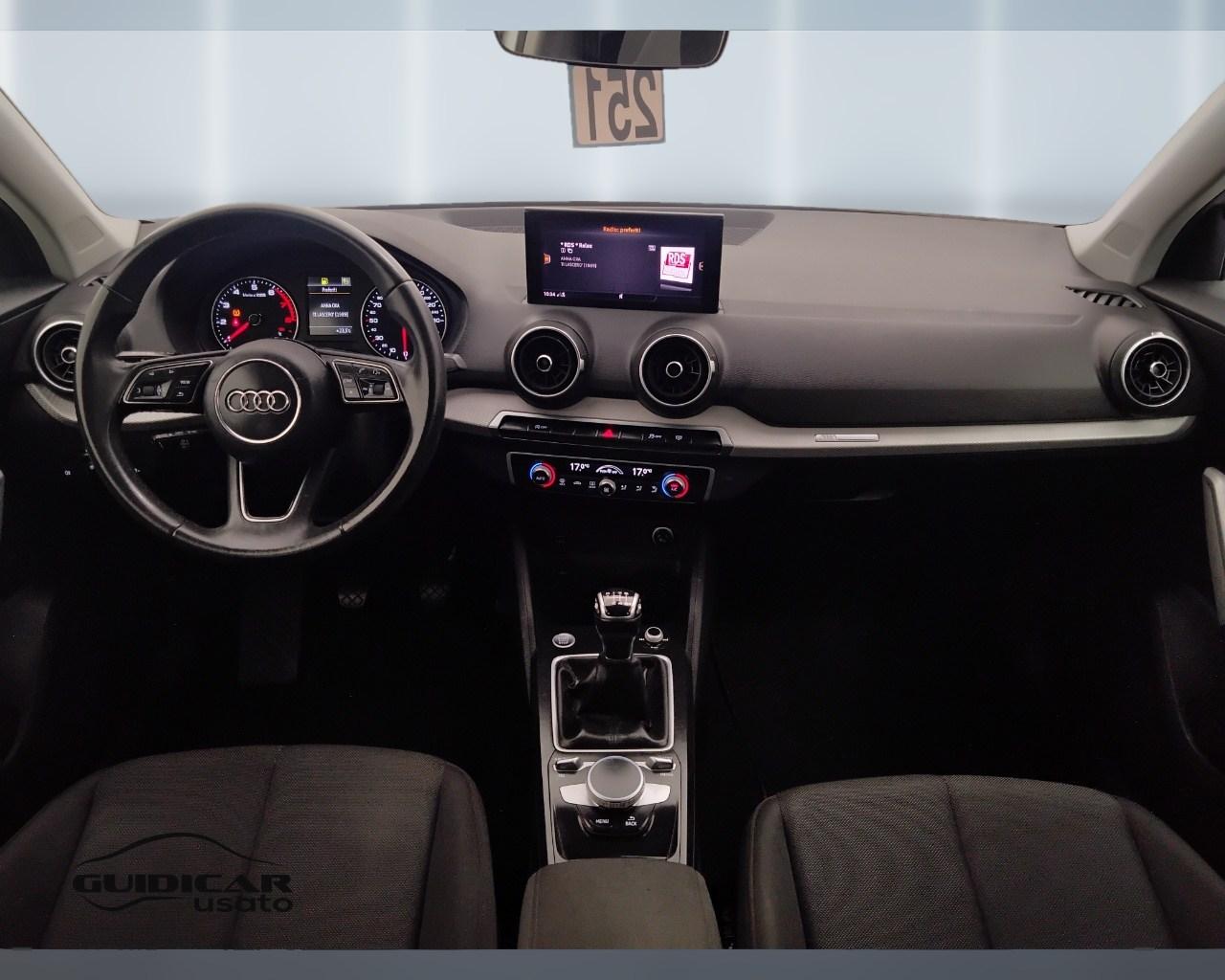 AUDI Q2 I 2021 - Q2 30 1.0 tfsi Business 110cv