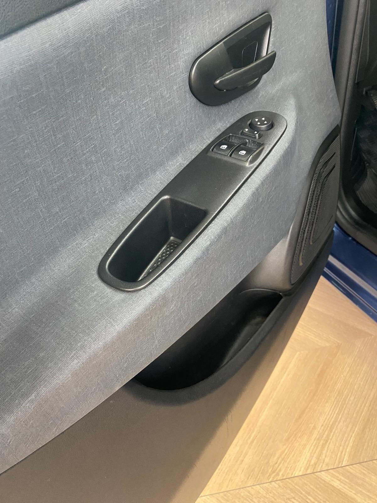 LANCIA YPSILON 1.0 HYBRID 2022-