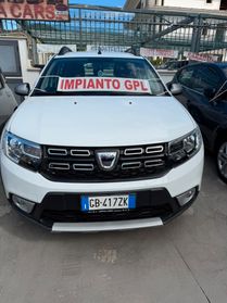Dacia Sandero Stepway 1.0 TCe 100CV ECO-G 15th Anniversary