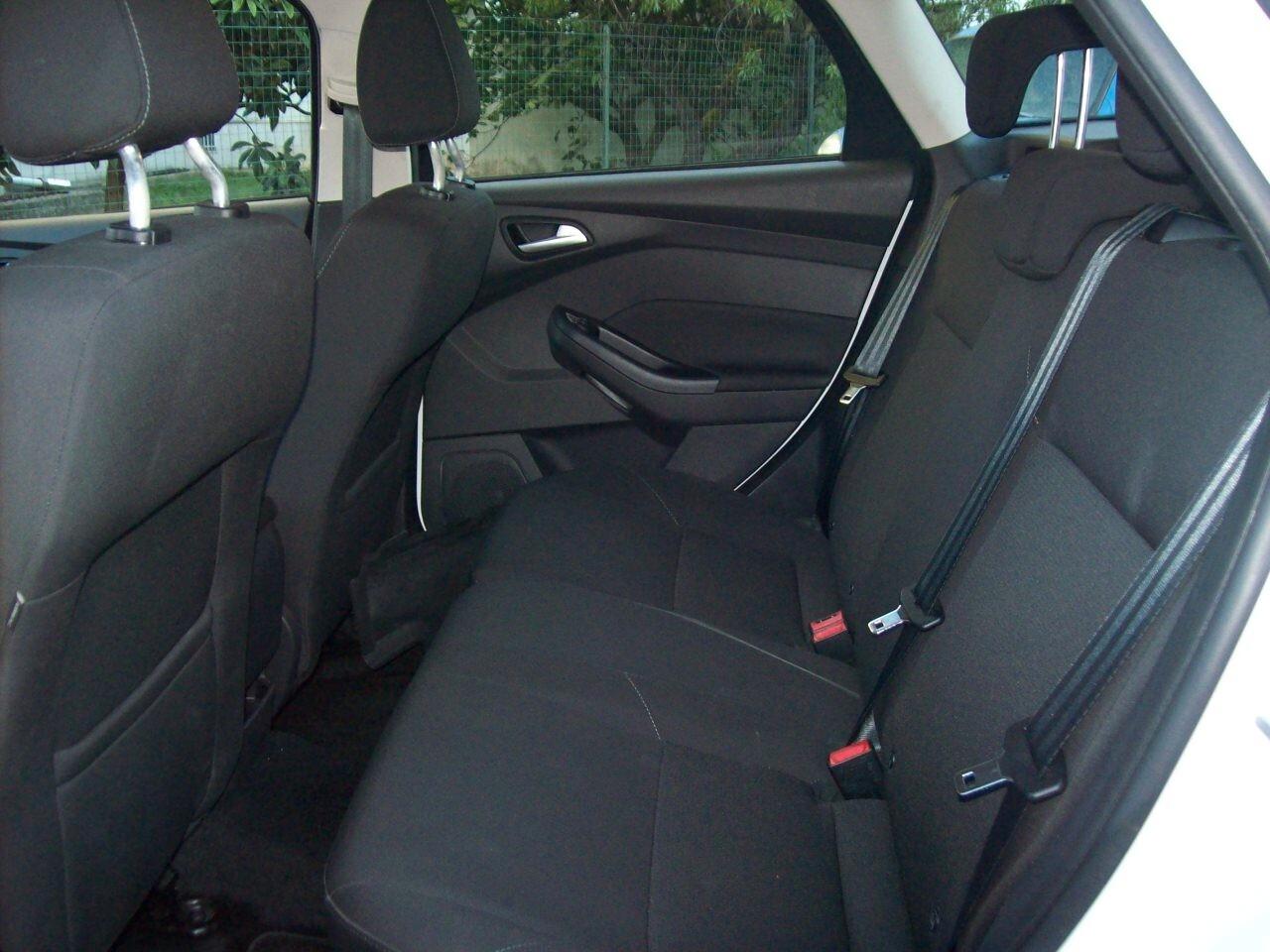 Ford Focus SW 1.5 TDCi 120CV Titanium Navy