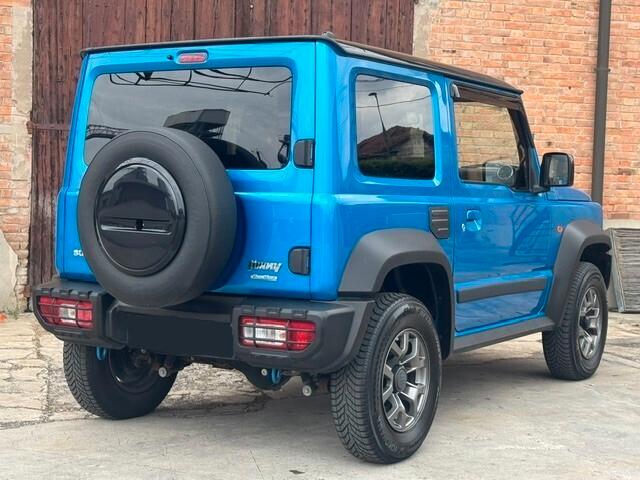 Suzuki Jimny 1.5 5MT Top