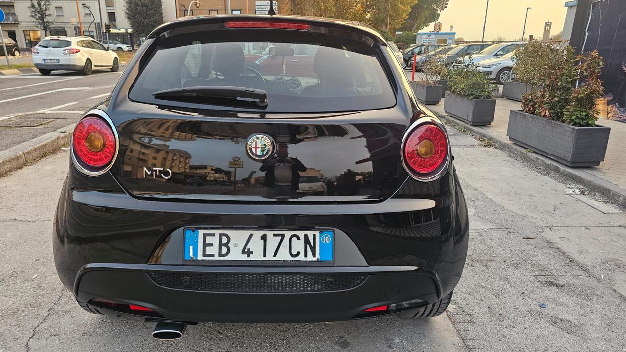 Alfa Romeo MiTo 1.4 T 120 CV GPL Distinctive Sport Pack