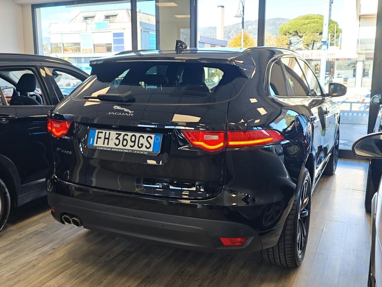 Jaguar F-Pace 2.0 D 180 CV R-Sport