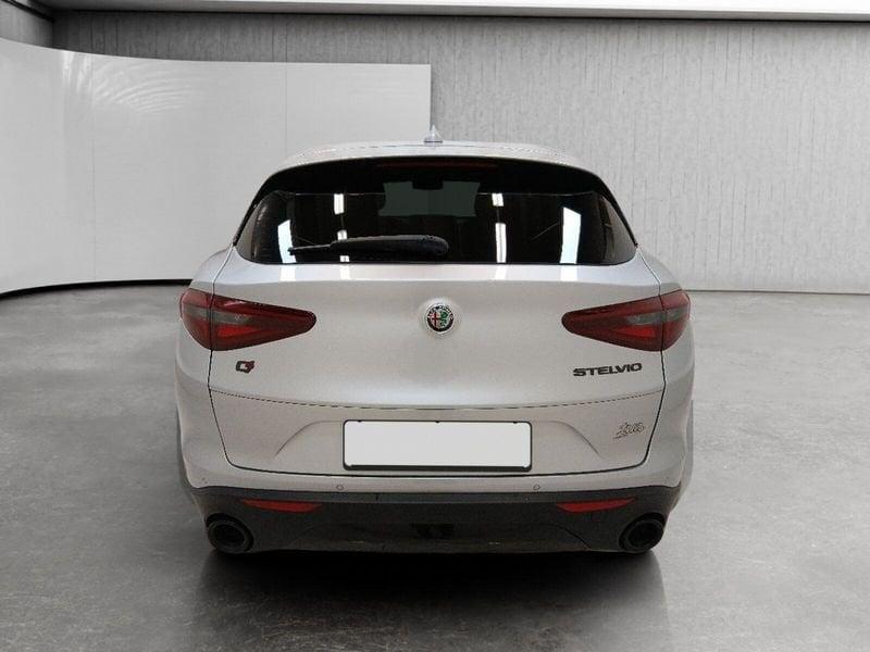 Alfa Romeo Stelvio 2.2 t Sprint Q4 190cv auto