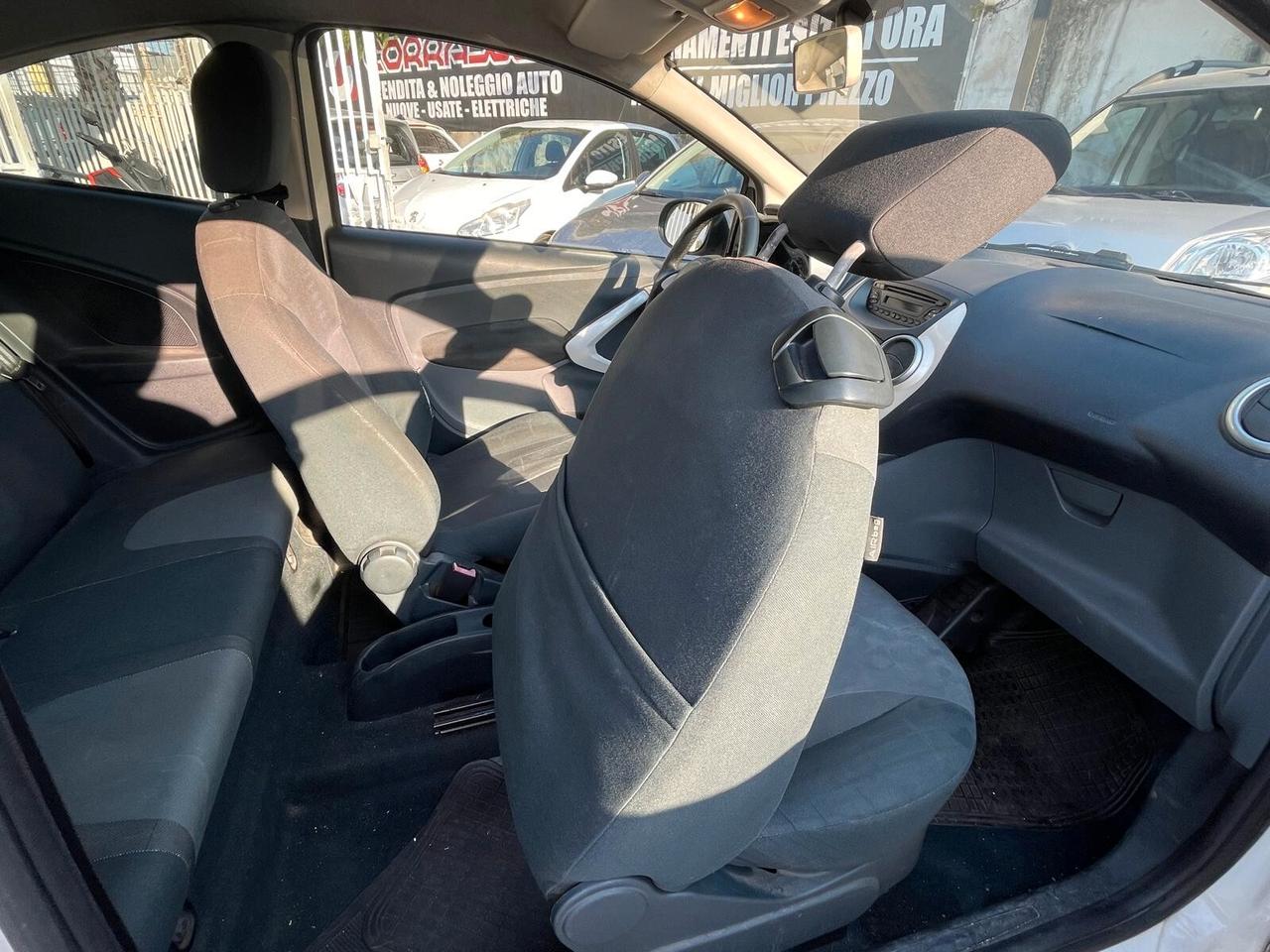 Ford Ka Ka+ 1.3 TDCi 75CV Titanium cDPF