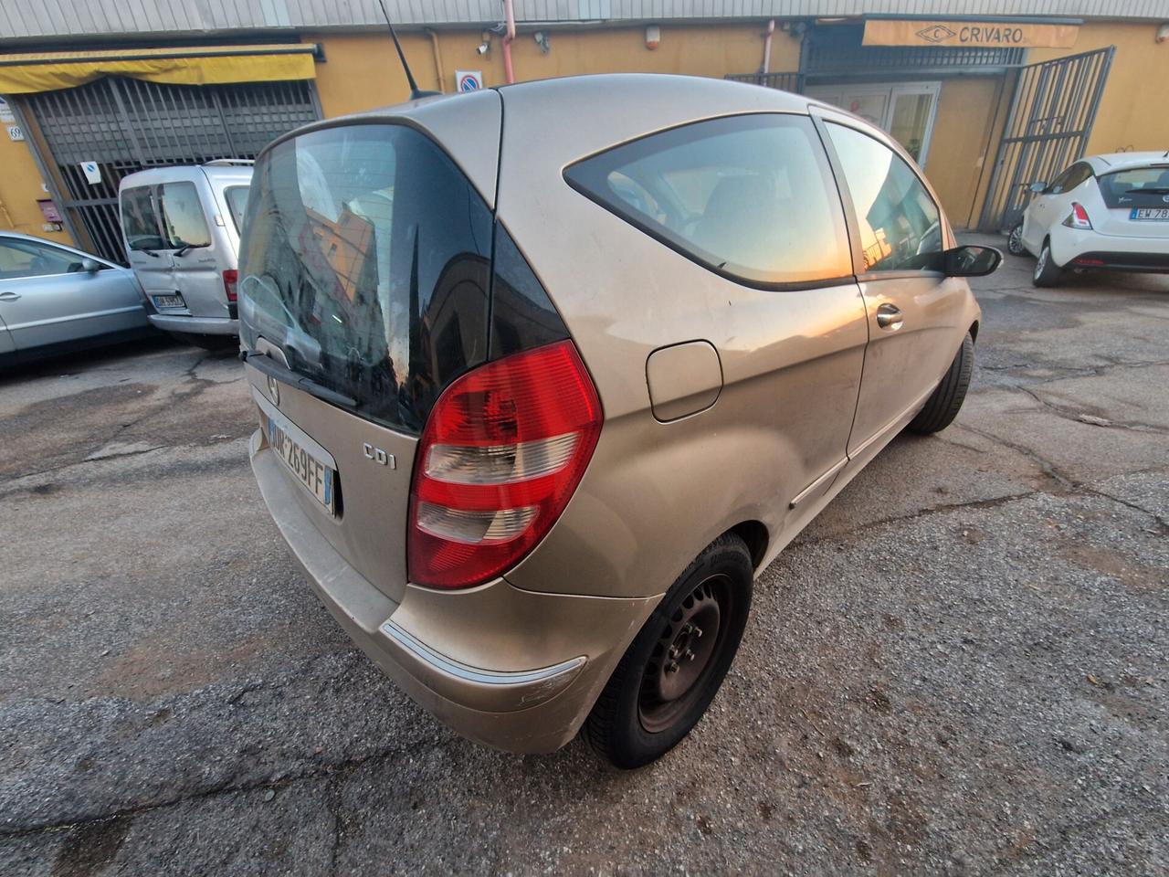 A 180 Frizione rotta parte ma non marciante