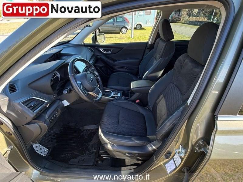 Subaru Forester 2.0 e-Boxer Style auto