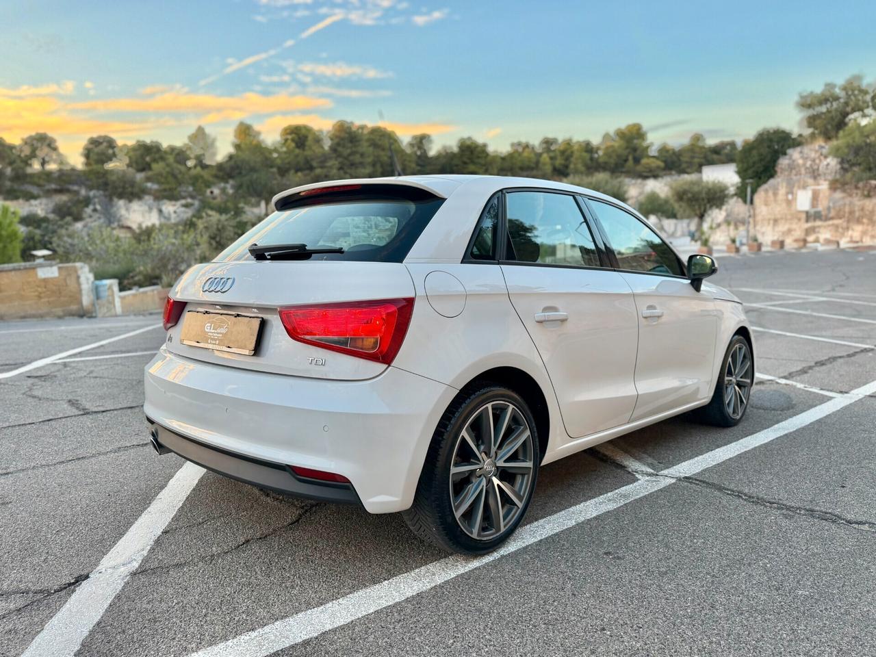 Audi A1 SPB ADMIRED/1.4 TDI 90CV/NAVI/NEOPATENTATI