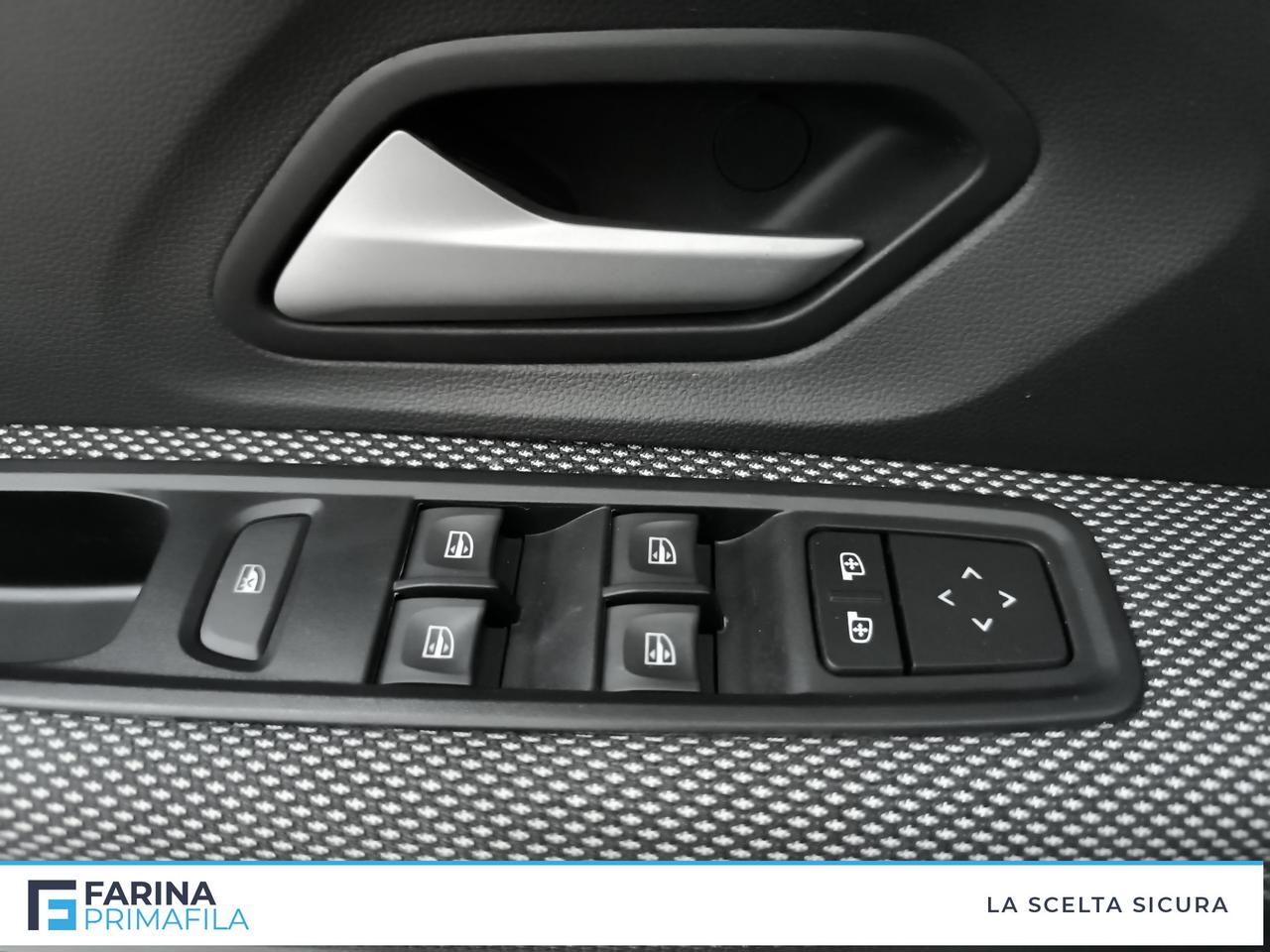 DACIA Sandero Stepway III 2021 - Sandero Stepway 1.0 tce Expressio