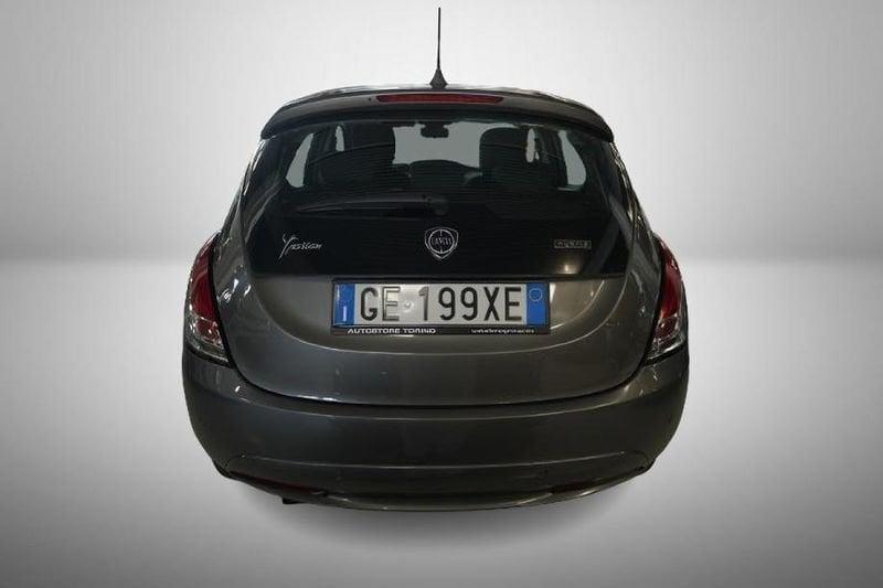 Lancia Ypsilon III 2021 1.0 firefly hybrid Gold s&s 70cv