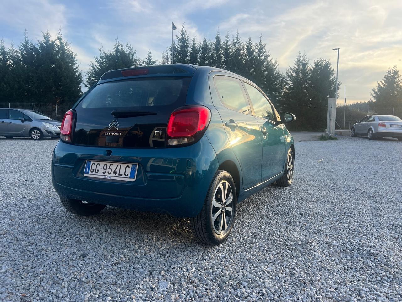 Citroen C1 VTi 72 S&S 5 porte Shine Neopatentati