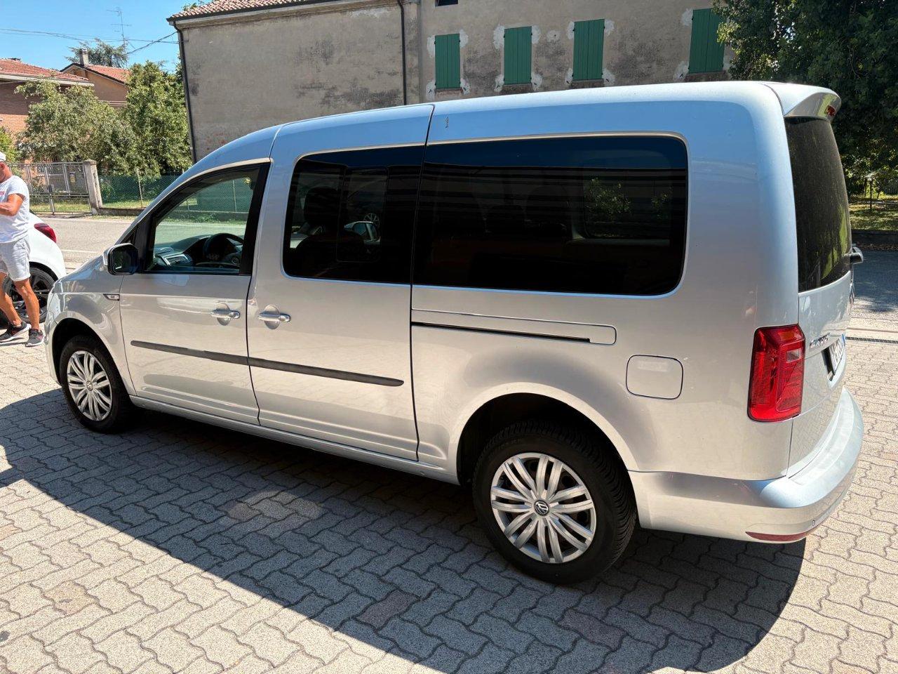 VOLKSWAGEN Caddy maxi 2.0 tdi 102cv kombi Business E6 OK NEOPATENTATO