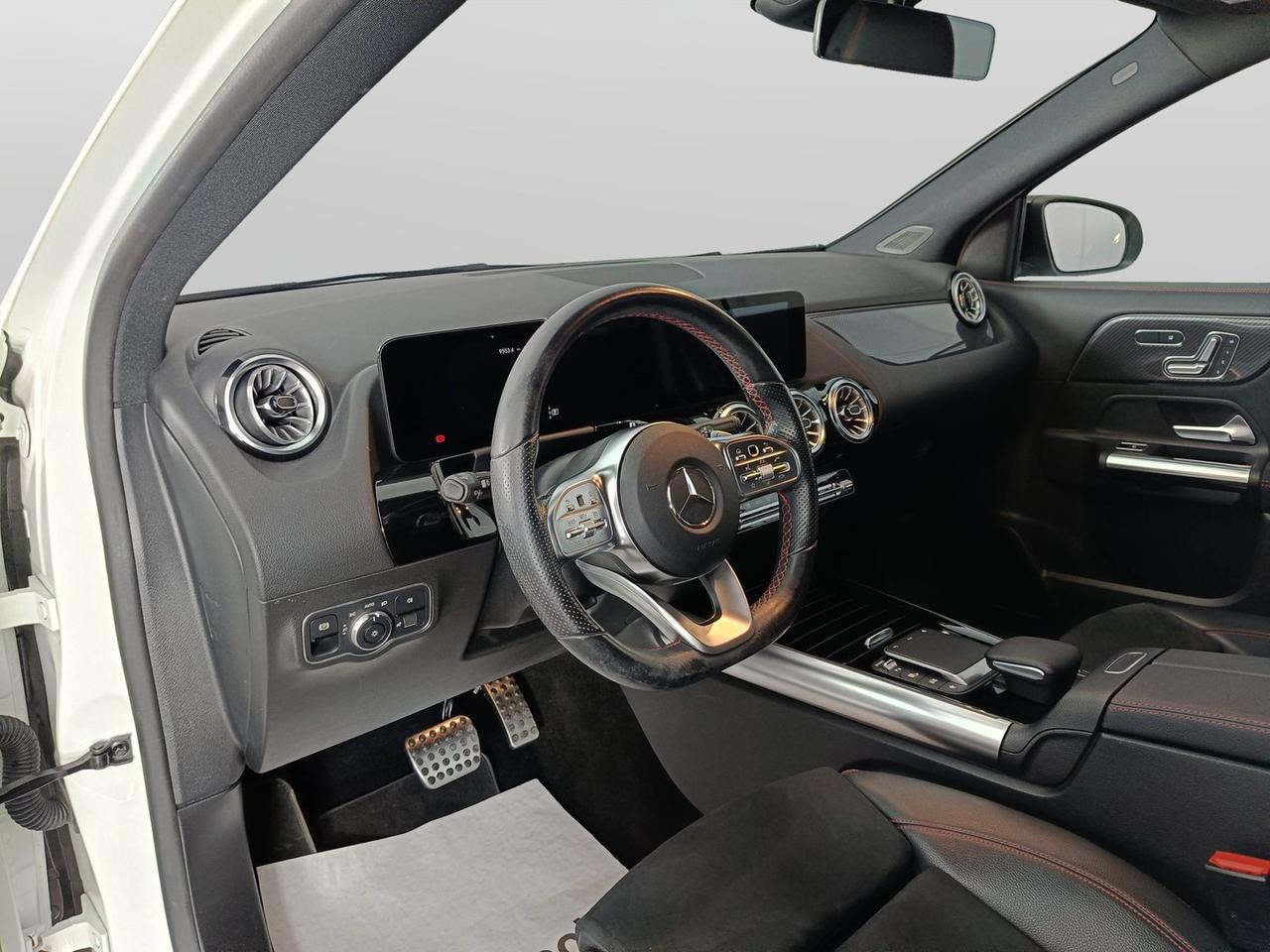 Mercedes-Benz GLA-H247 2020 - GLA 180 d Premium auto