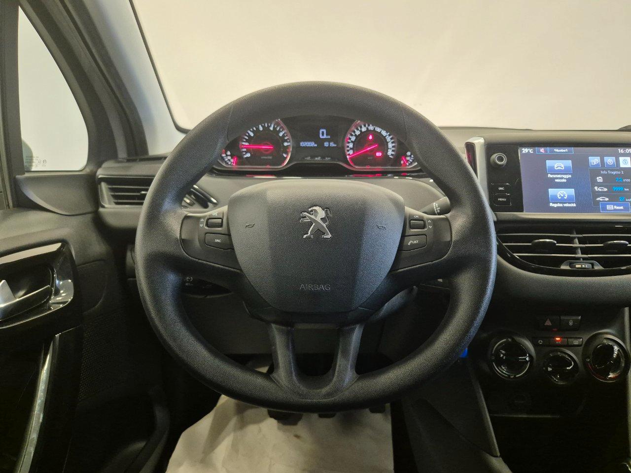 Peugeot 208 5p 1.2 puretech Active - NEOPATENTATI - Bluetooth - Clima