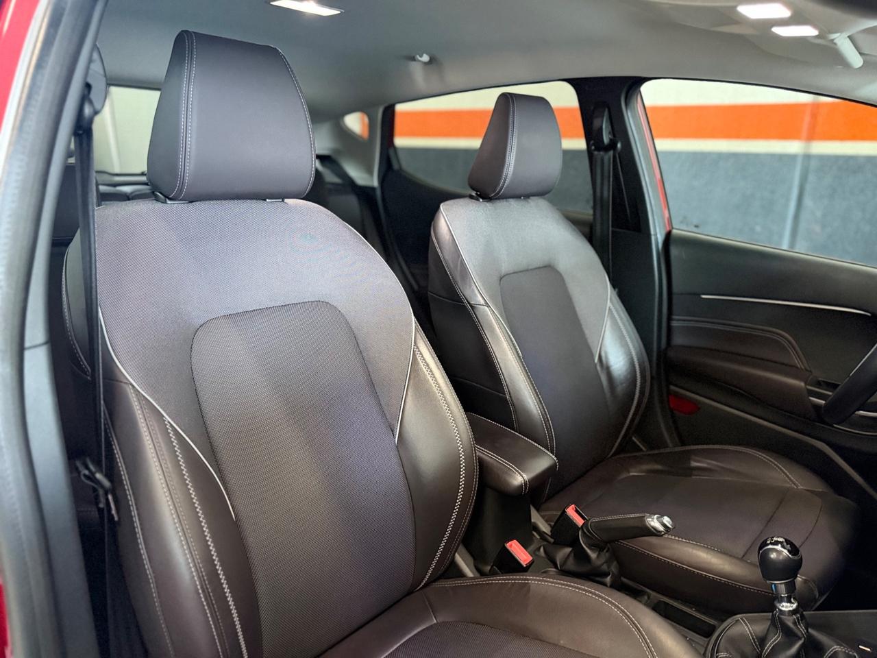 Ford Fiesta 1.0 Ecoboost 100 CV 5 porte Vignale NEOPATENTATI