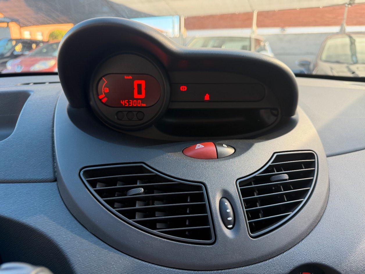 Renault Twingo 1.2 Le Iene 60cv IDONEA NEOPATENTATI KM REALI !!!