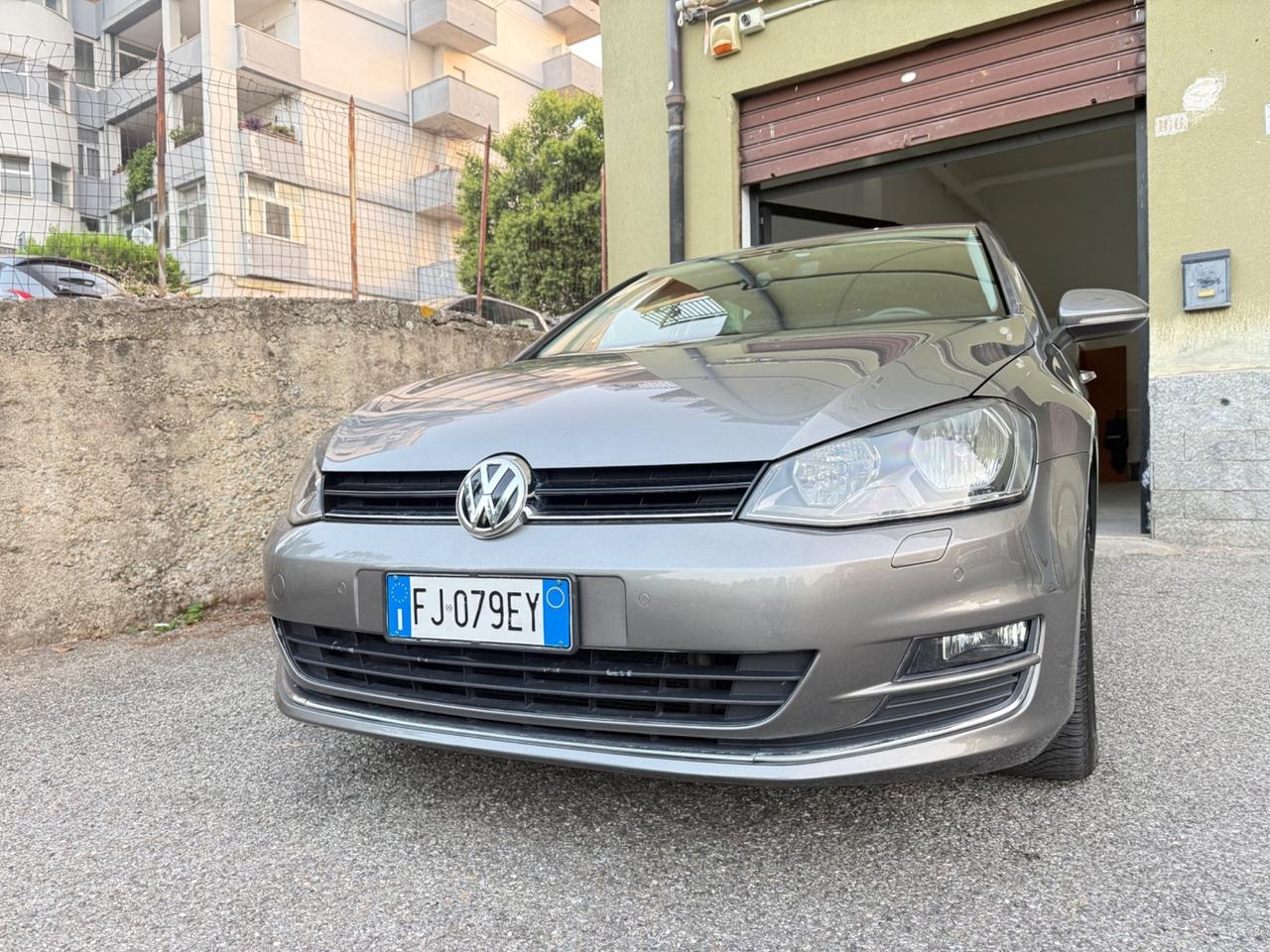 Volkswagen Golf 1.6 TDI 110 CV 5p. Highline BlueMotion Technology