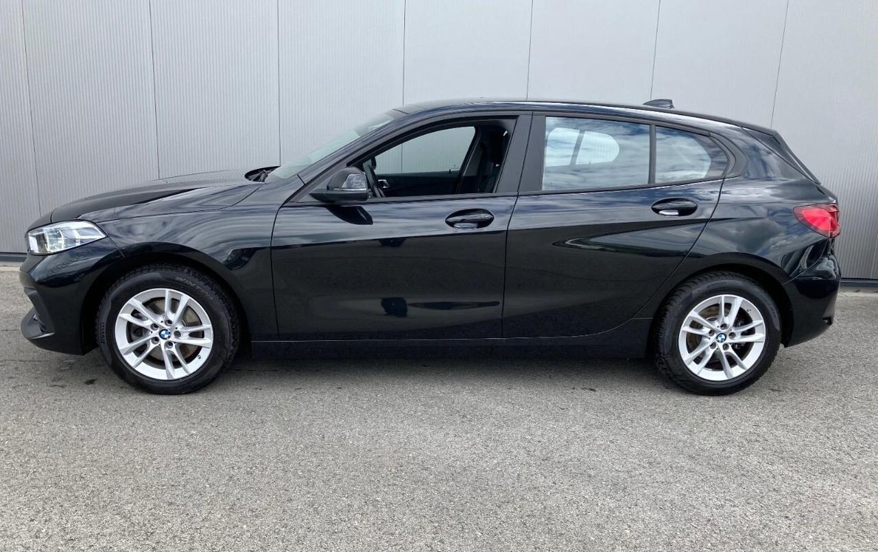 Bmw 118d 5p. Business Advantage C. Automatico