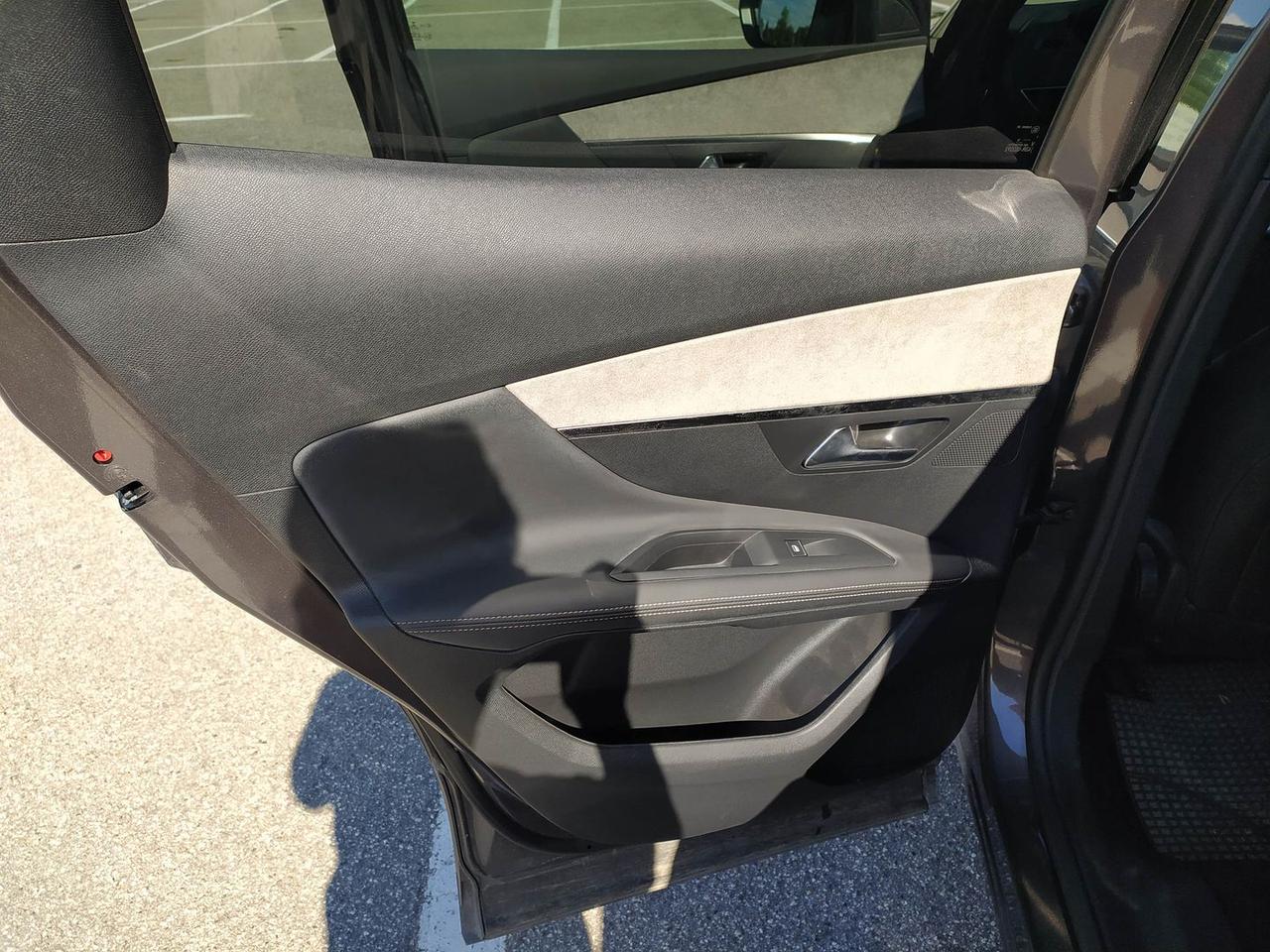 Peugeot 3008 GT 1.5 Blue HDI 130 #6404
