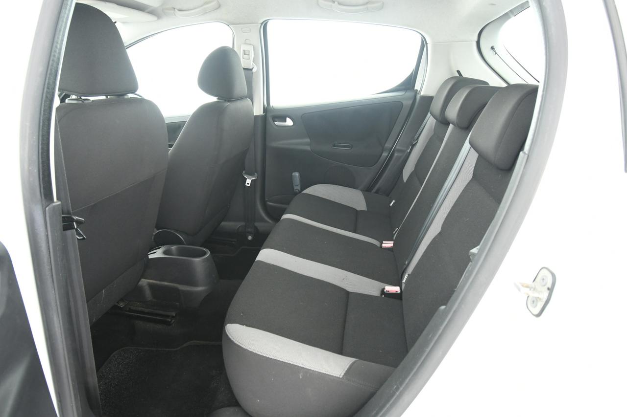 PEUGEOT 207 5p 1.4 8v X-Line eco-Gpl FL X COMMERCIANTI+NEOPATENTATI