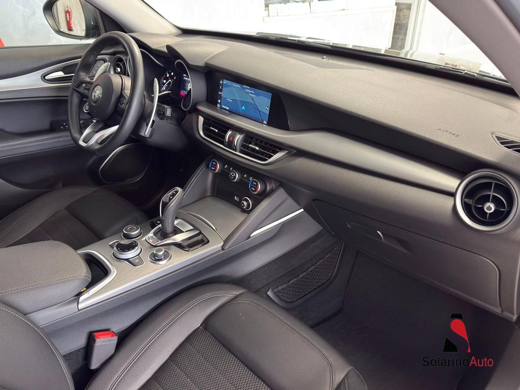 Alfa Romeo Stelvio 2.2 t Sprint Q4 190cv auto