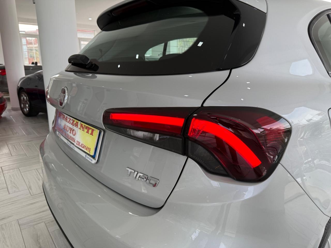 Fiat Tipo 1.6Mjt 5P 130CV LOUNGE+FULL LED/NAV2022