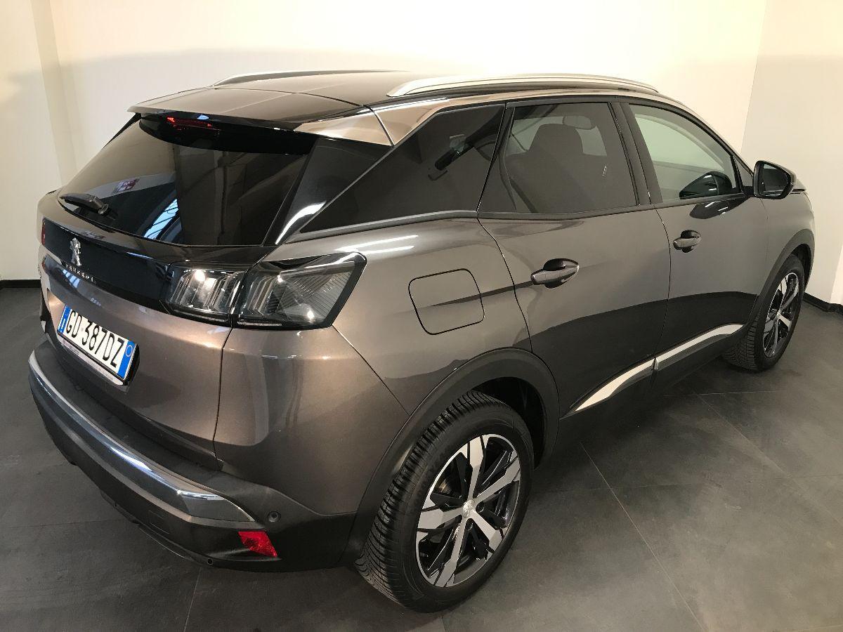 PEUGEOT 3008 1.5 BlueHDi 130 cv Allure Pack