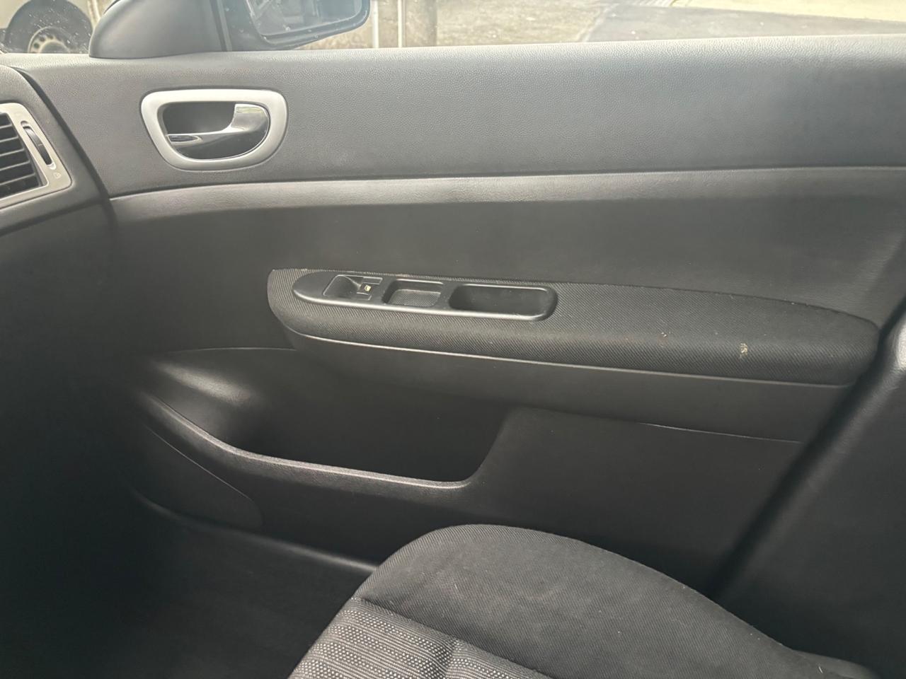 Peugeot 307 1.6 16V SW Australian