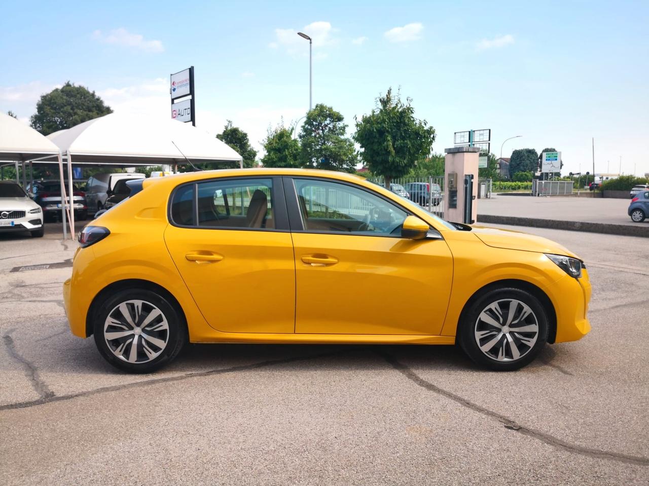 Peugeot 208 1.2 PureTech 75 Stop&Start 5 porte ***NEOPATENTATI***UNIPROPRIETARIO***