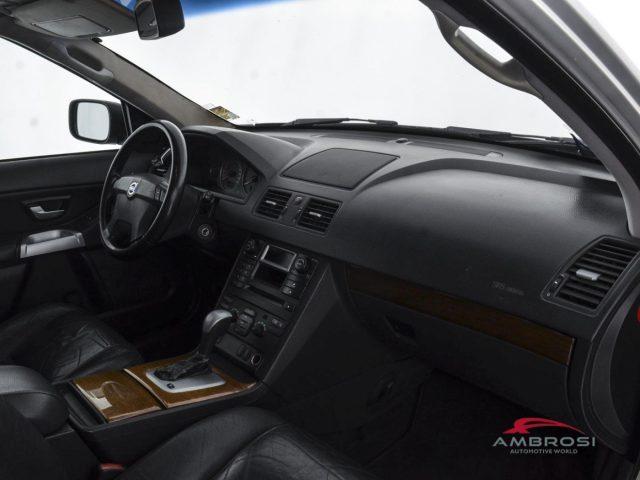 VOLVO XC90 2.4 D5 185 CV AWD Momentum - PER OPERATORI DEL SET