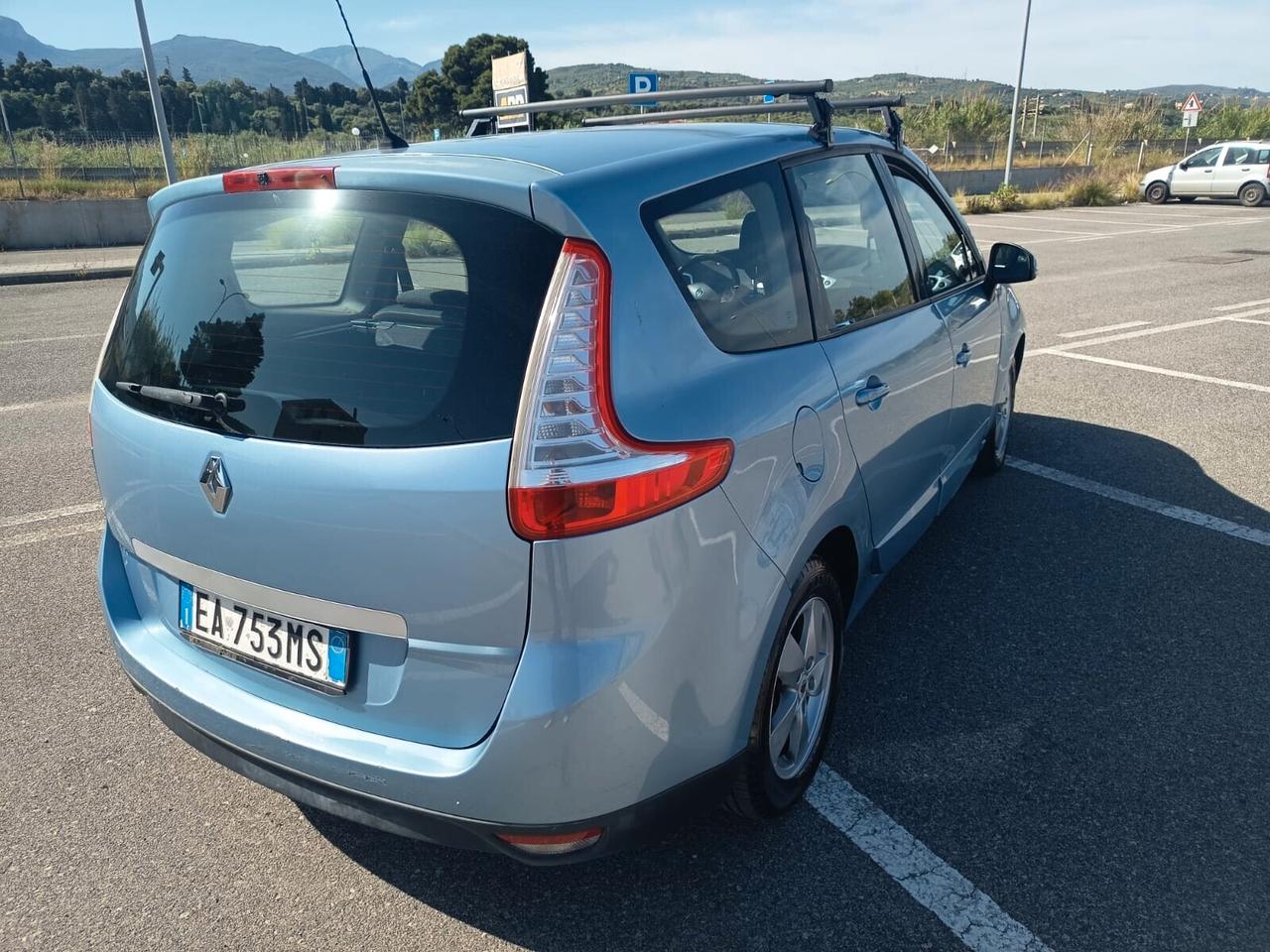 Renault Scenic Scénic 1.5 dCi 110CV Confort