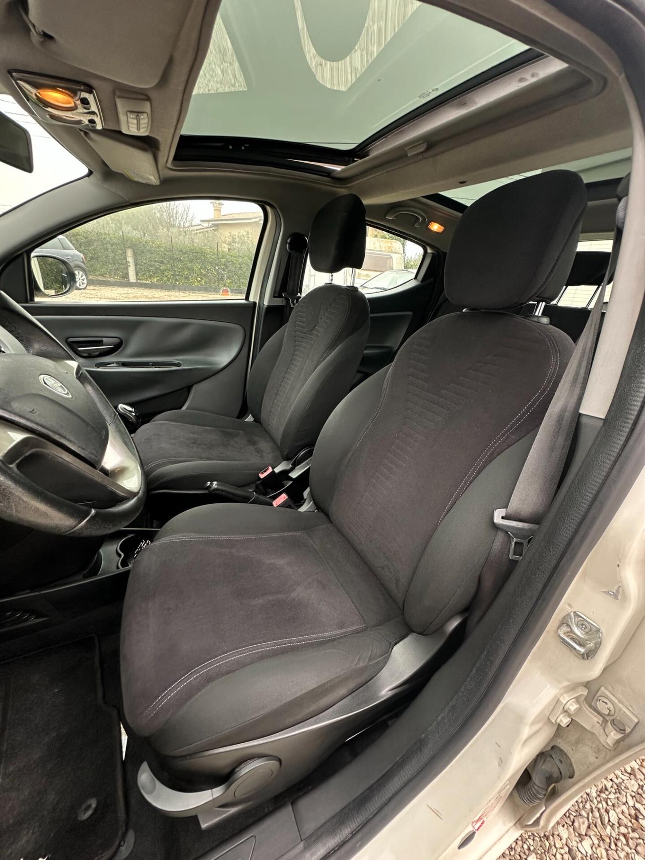 Lancia Ypsilon 1.3 MJT 16V 95 CV 5 porte S&S Elle