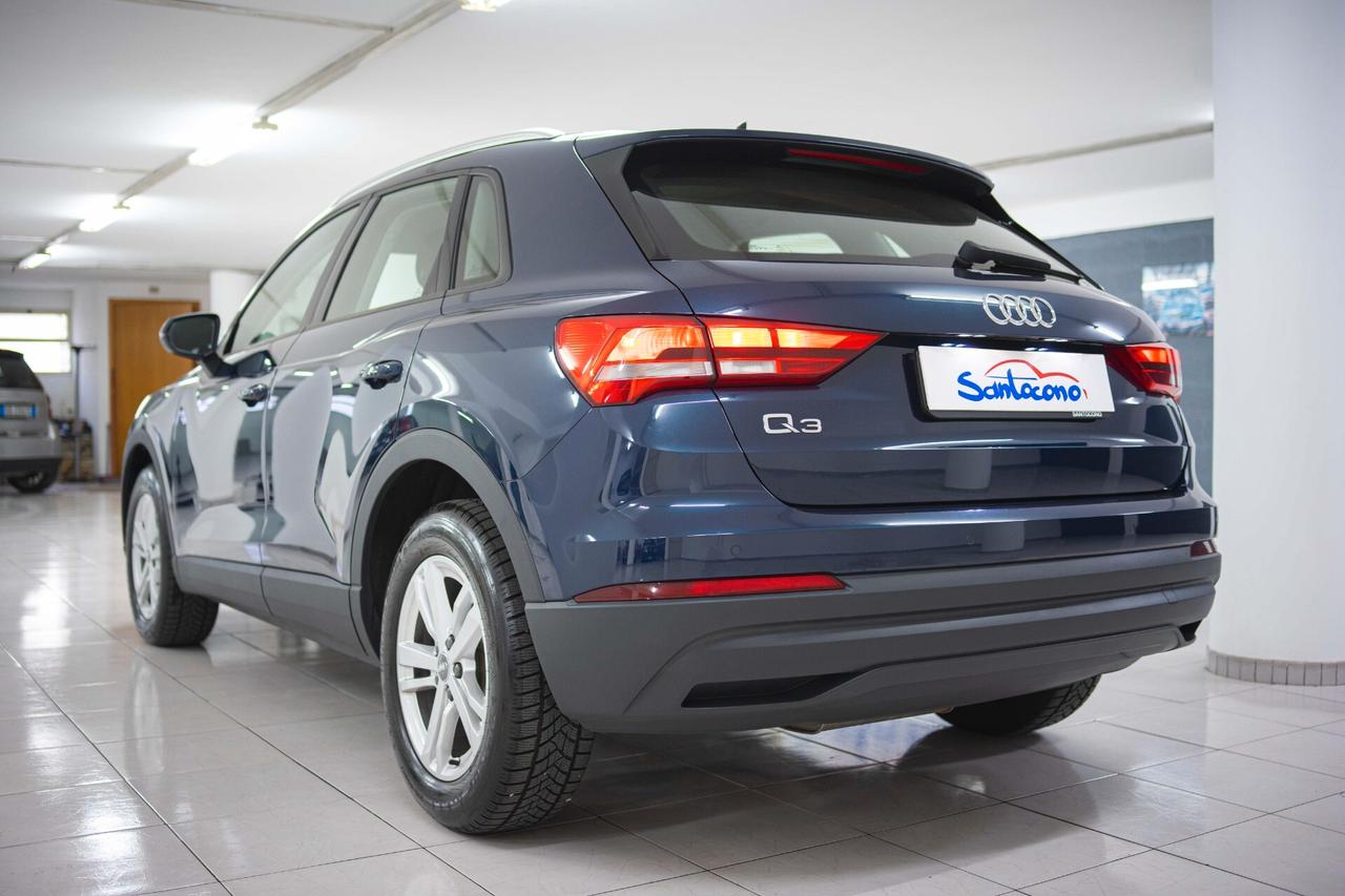 Audi Q3 35 TDI S tronic Business