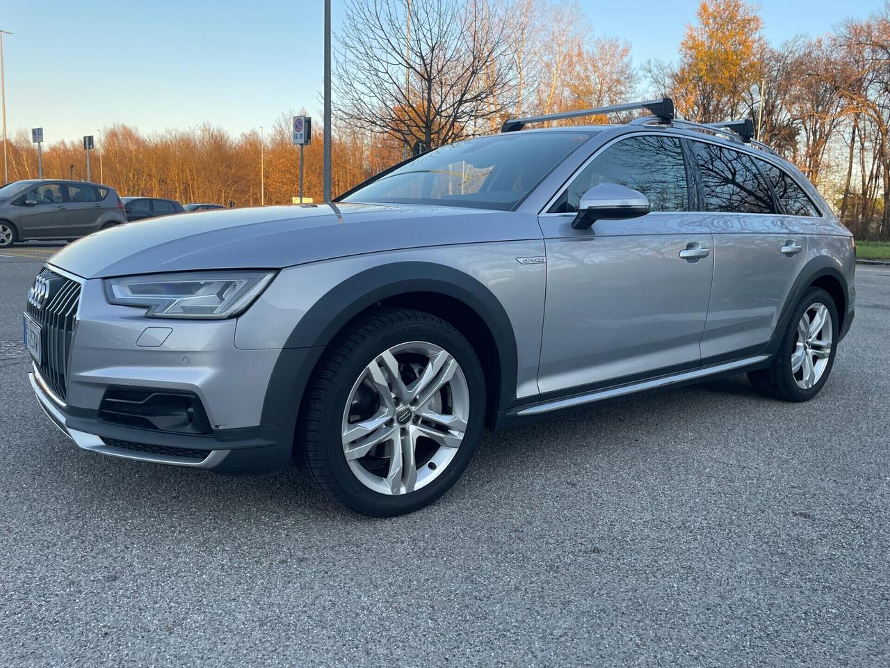 Audi A4 allroad 3.0 TDI 218 CV*Automatik*Pelle*Navi